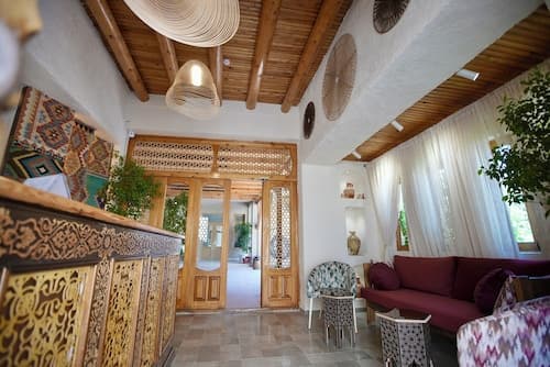 Zargaron Boutique Hotel