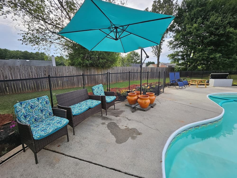 Heated Pool King Bed Jacuzzi Bath Arcade