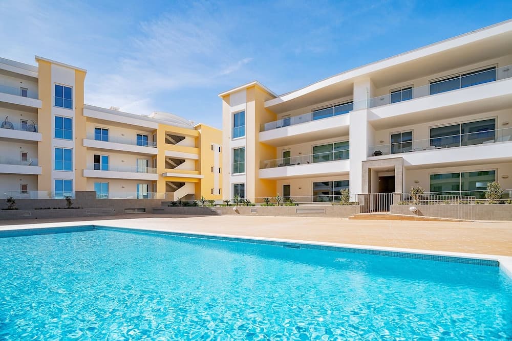 Lagos Marina View 1 With Pool by Homing