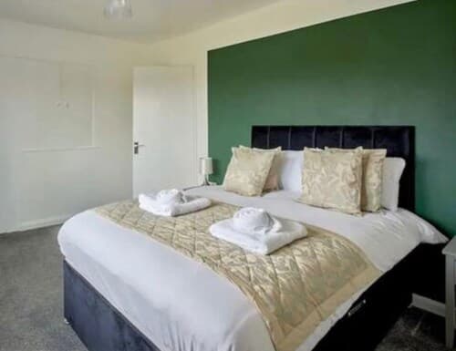 Cosy 3Br House With Fireplace & Private Garden