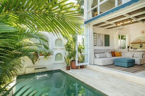 Tropical 1BR Private Pool Villa, 8 mins to beach In Uluwatu