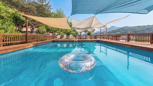 Gapyeong Captain Caravan Glamping