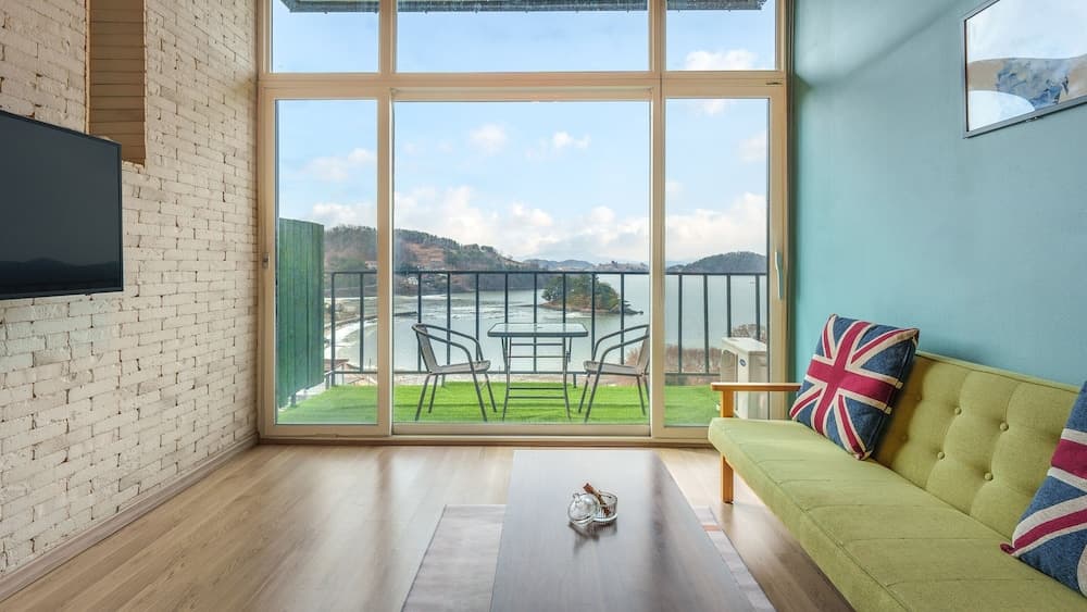 Yeosu Island Pet Pension