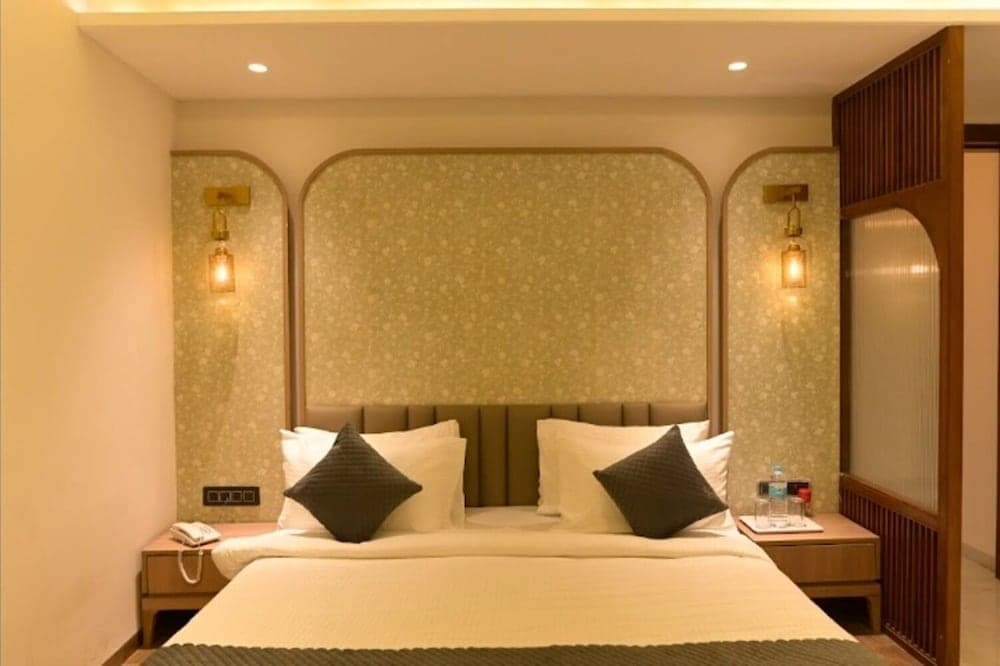 Hotel Varshish Inn
