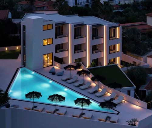 Nimfi Suites