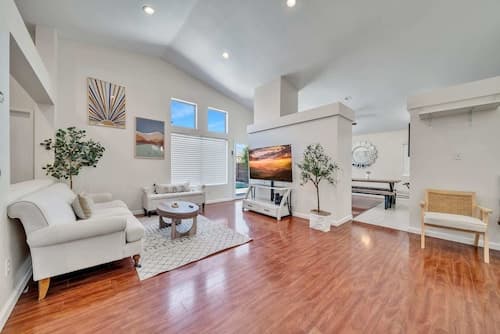 @marbella Lane - 4BR Lavish Castle Retreat