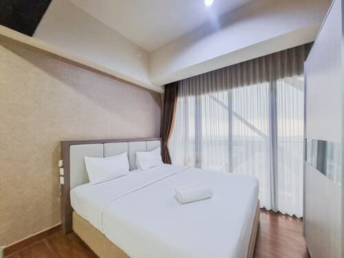 Cozy And Warm Studio Room At Uttara The Icon Apartment