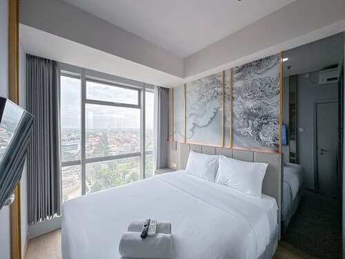 Comfortable Stay And Strategic 1Br At Grand Sungkono Lagoon Apartment