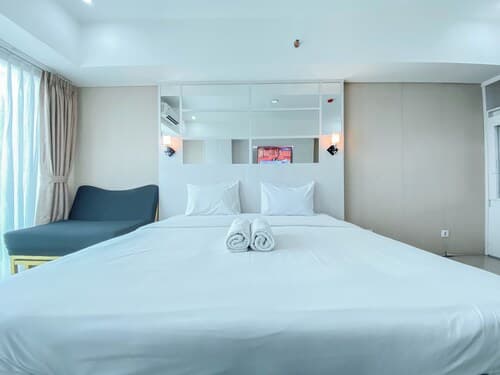 Simply Studio Apartment Tamansari La Grande