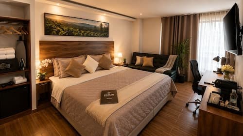 Durán Business Suites near Airport