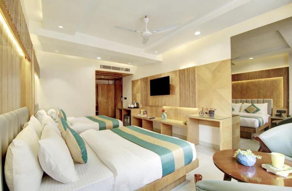 Hotel The Kelvish Delhi Airport
