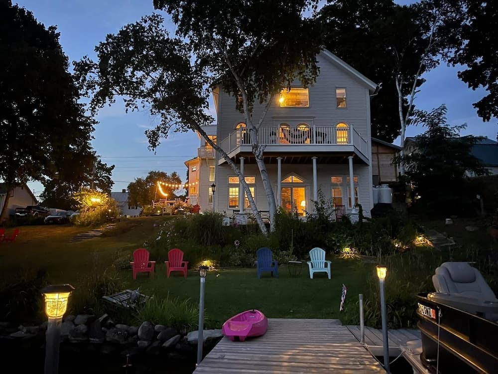 Pressey House Lakeside Bed & Breakfast