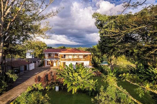 Casa de Campo el Edén
