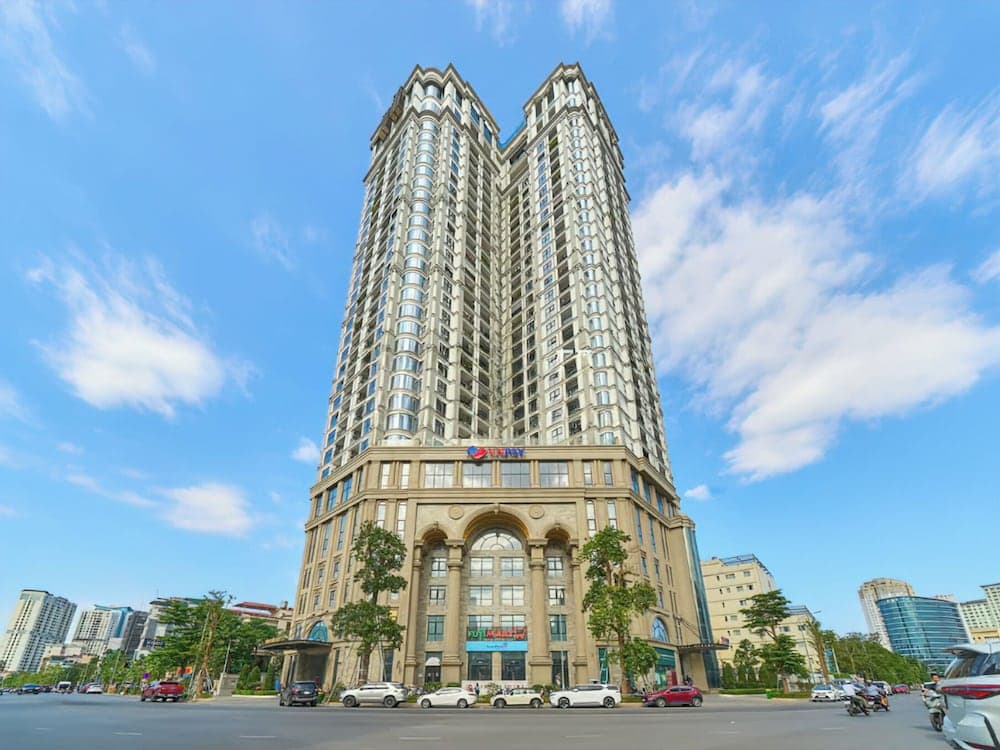 Hateco Laroma Royal Apartments