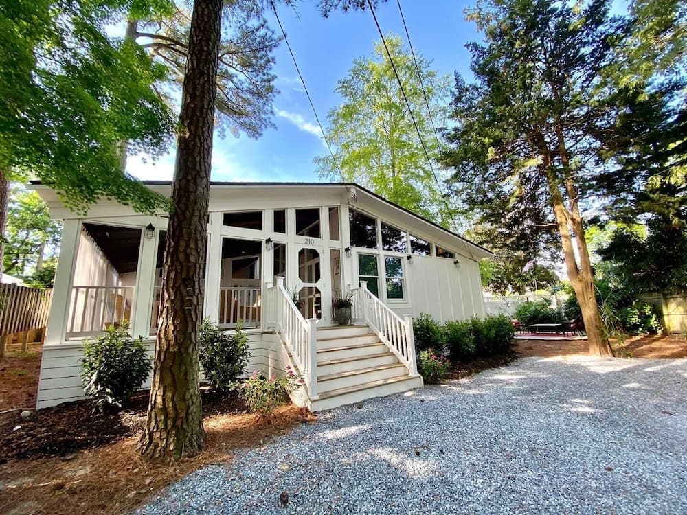 Carolina Street 210