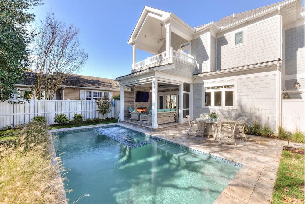 Laurel Street 306
