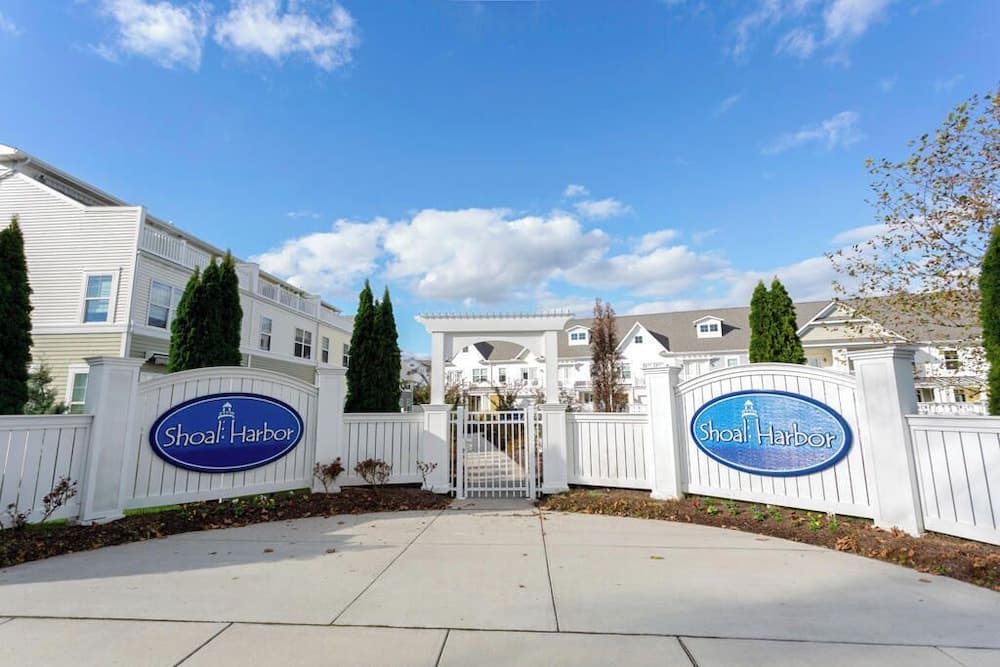 Schooner Drive 33521