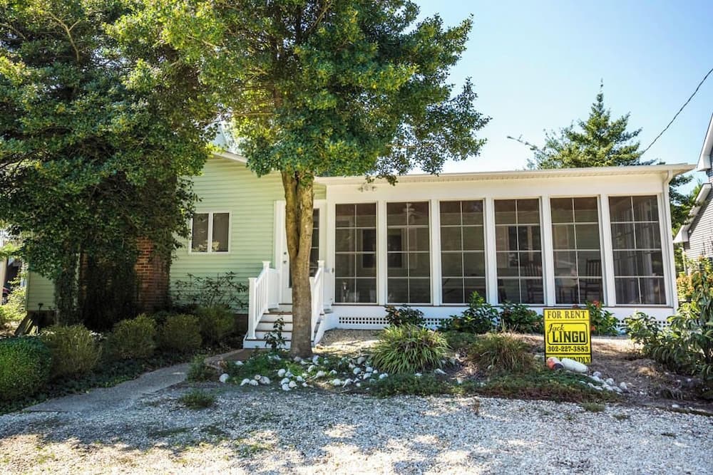 Bayard Avenue 1603