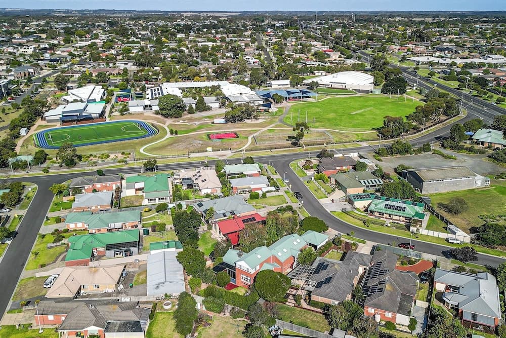 StayAU Gorgeous 5BR BBQ Home Geelong