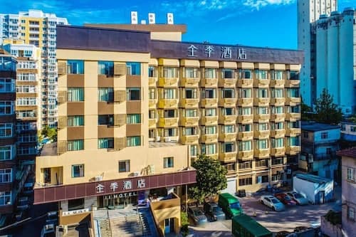 Full Season Hotel