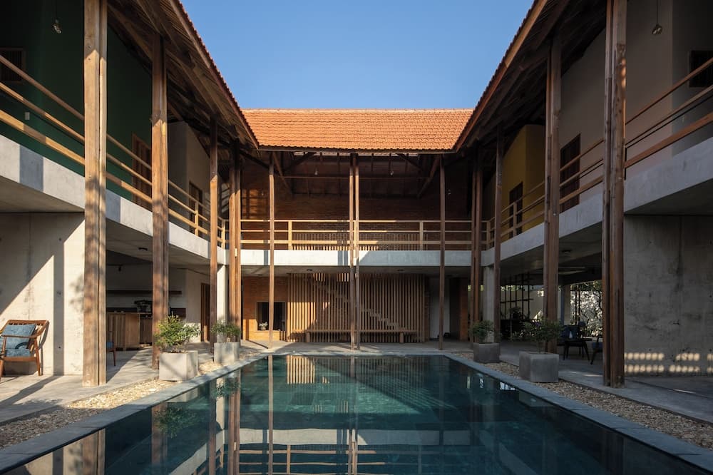 Hachi Homestay & Spa