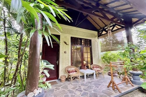 Raja'S Bungalows