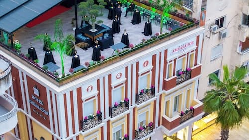 Ambasador Hotel