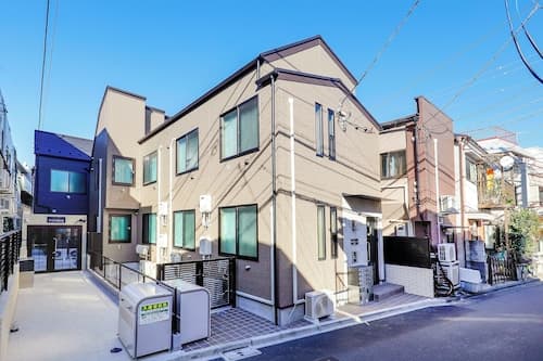 Zenith Shinjuku Hinoki by Tranova