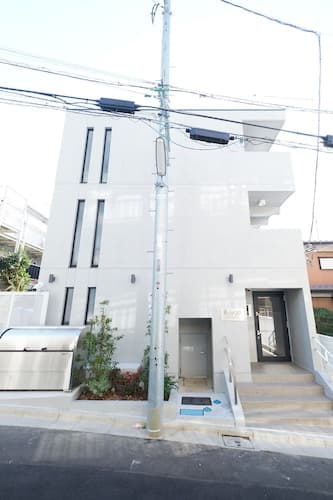Ruygo Setagaya by Tranova