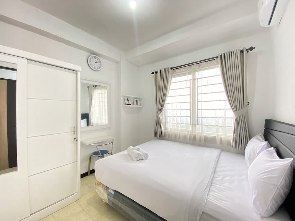 Homey 2Br Furnished Apartment At The Edge Bandung
