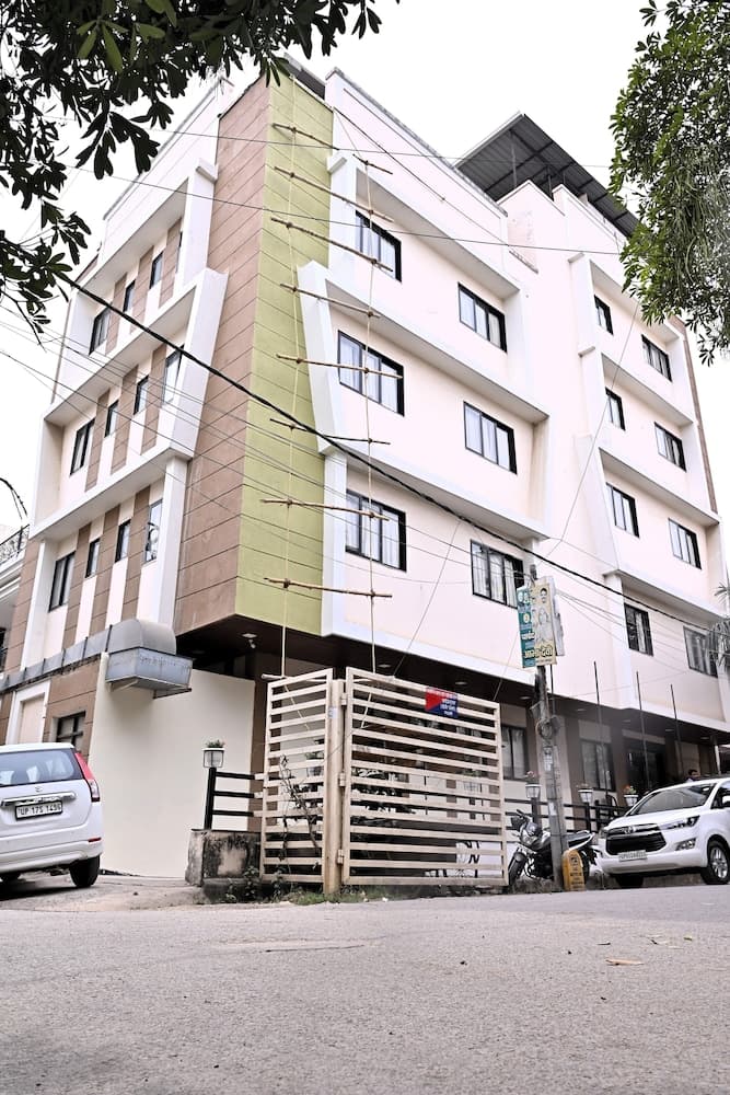 Naman Studio Hotel