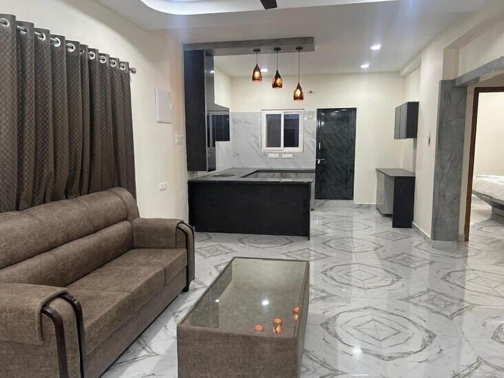 SBHS Homestay - Vrushabadri