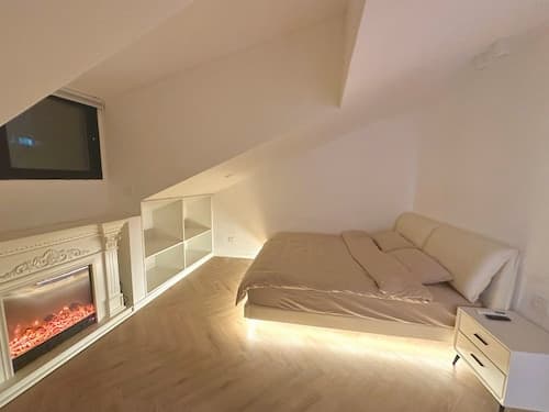 ZHome-Three floors 4 bedrooms