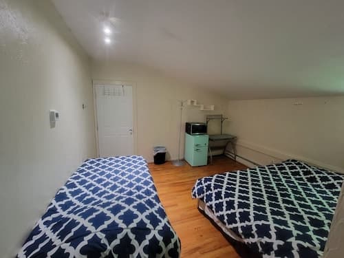 184 Heath St