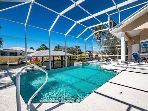 Casa Coral- Heated Infinity Pool Canal Home