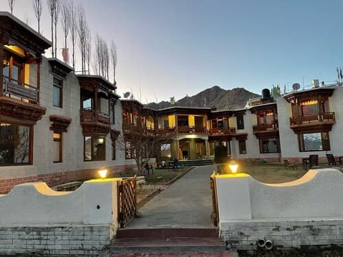 Hotel mandalchan