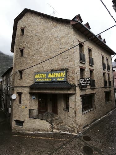 HOSTAL MARBORE