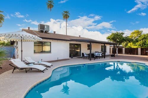 Broadway Palms Private Pool Chef Kitchen Office