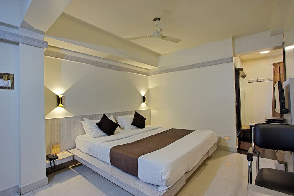 MANNARS RESIDENCY