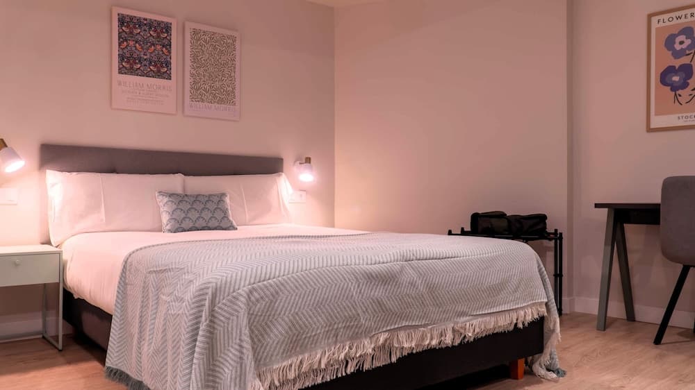 Apartamentos Lydia by gaiarooms