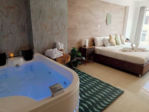 Jacuzzi Spa Cusco Hotel