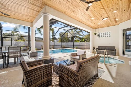 Luxury Retreat With Pool in Palm Coast