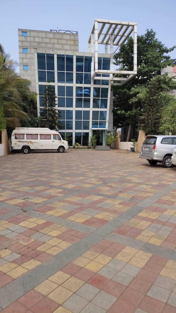 Sai Kan Hotel