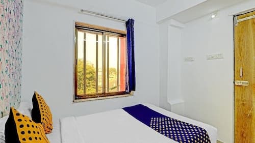Hotel Sarovar Inn