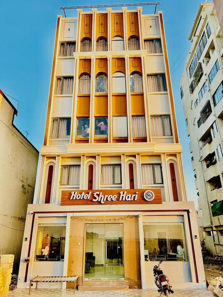 HOTEL SHREE HARI