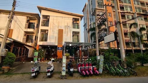 TC House And Cafe