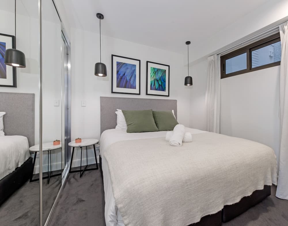 Kozyguru | Surry Hills | Freshly Cozy Apt