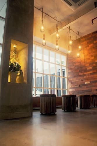 Mooz Hotel Surabaya