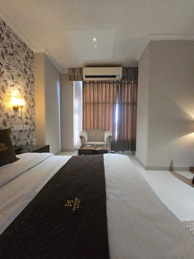Hotel Supreme Suites Ludhiana