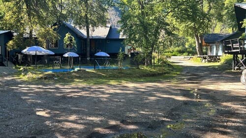 Pangui Lodge